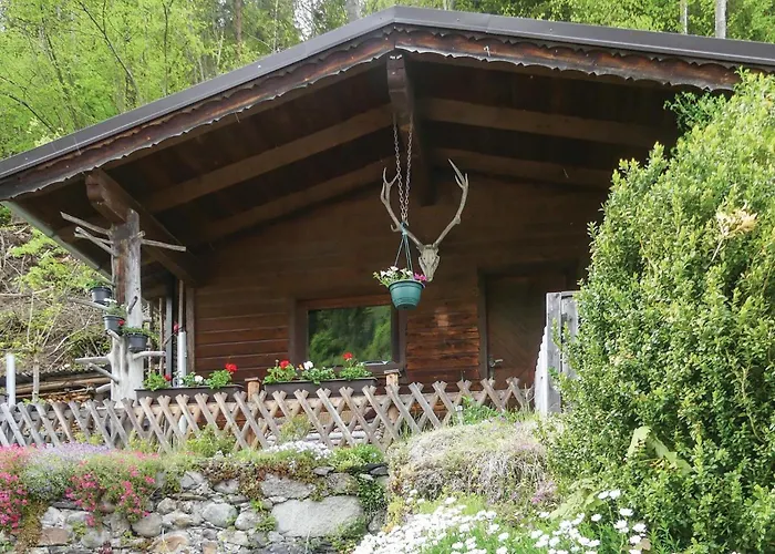 Muehlbach A H Apartman *